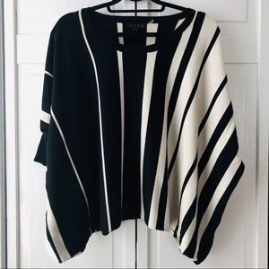 TCEC Oversized Sweater Size S